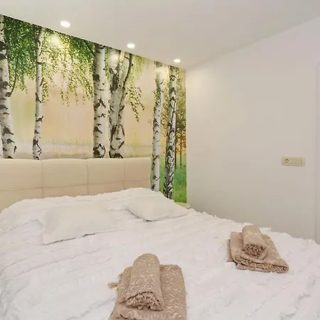 Vila Hacienda Mia With Yacuzzi,bbq , Free Parking